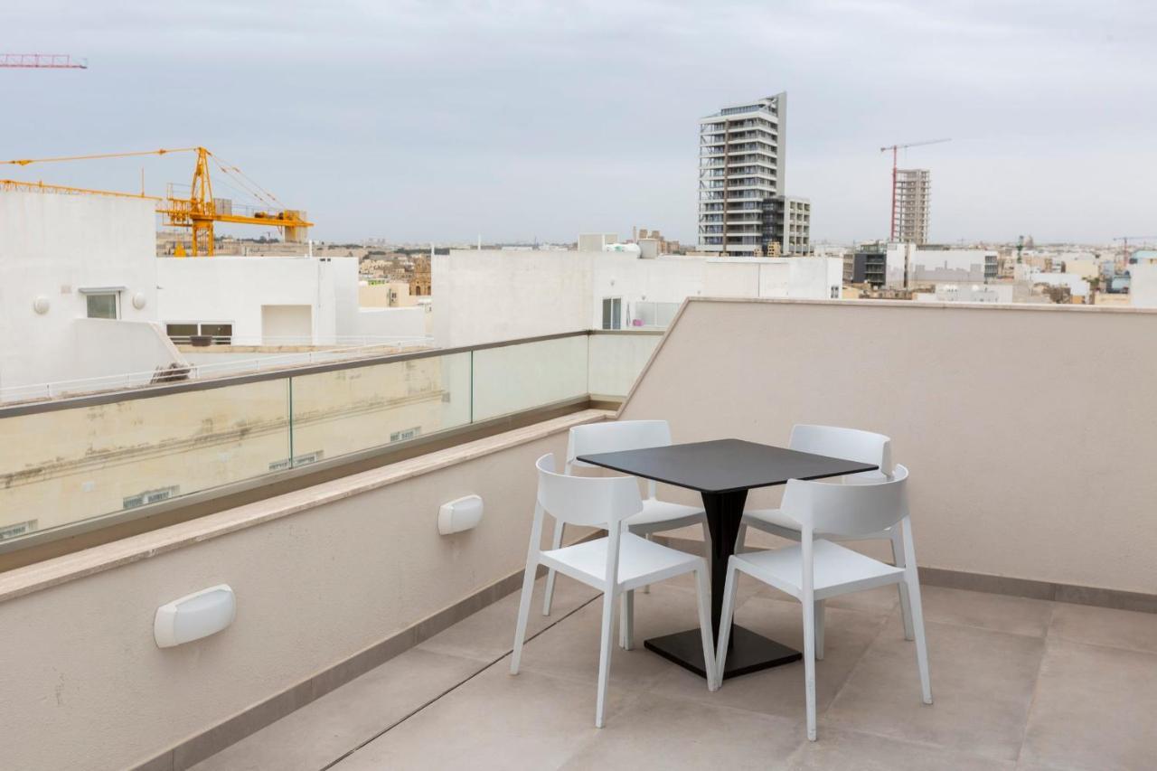 Apartment 13-hosted By Sweetstay *